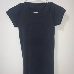 Lululemon swiftly tech top